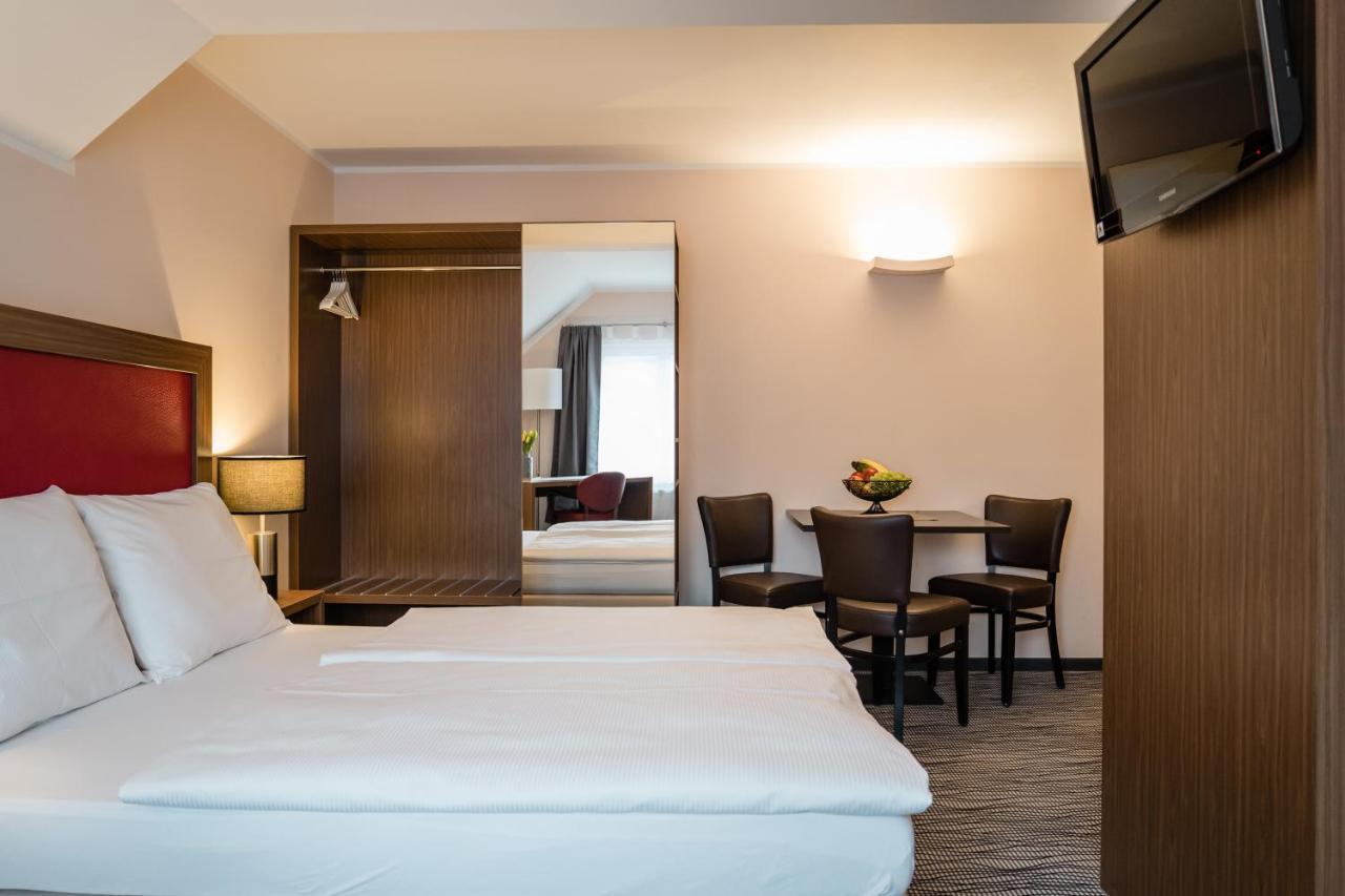 Point Hotel Apartments And Rooms Dresde Exterior foto